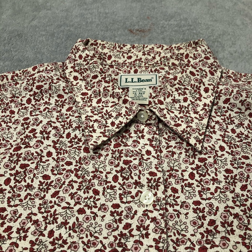 Vintage women’s L.L.Bean long sleeve button down shirt